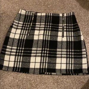 Black and white plaid skirt